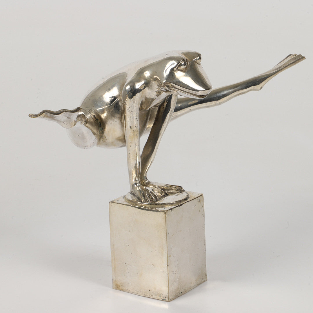 Look at my legs, platinum patinated sculpture by R+R design